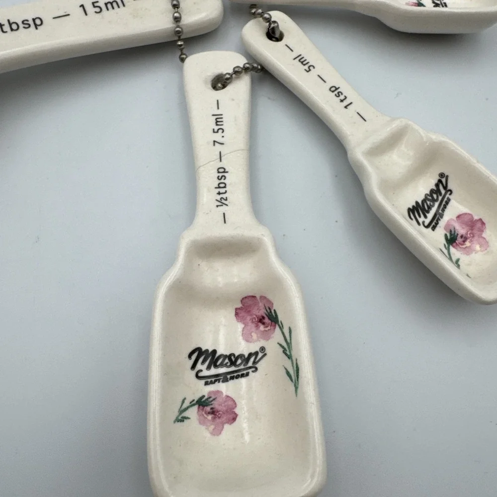 Ceramic Mason Jar Measuring Spoons VTG Inspired Floral One Damaged Read***